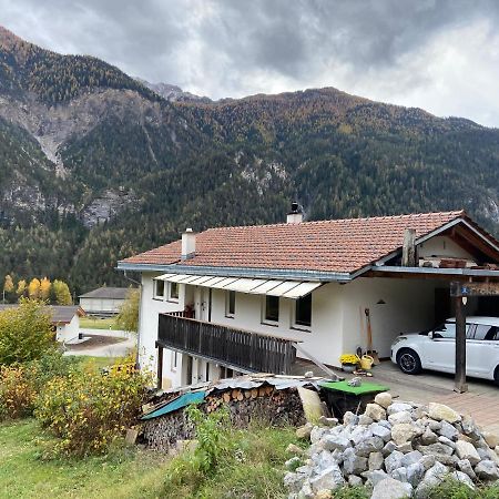 Ferienwohnung Im Herzen Graubuendens Surava Экстерьер фото